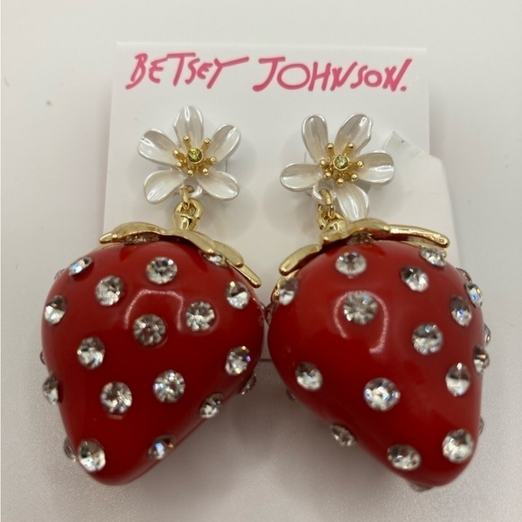 BETSEY JOHNSON 3D Enamel & Crystal Studded Strawberry Earrings & Flowers NWT - Picture 5 of 5